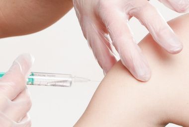 インフルエンザ予防接種の注射はいつ打つと一番効果的？